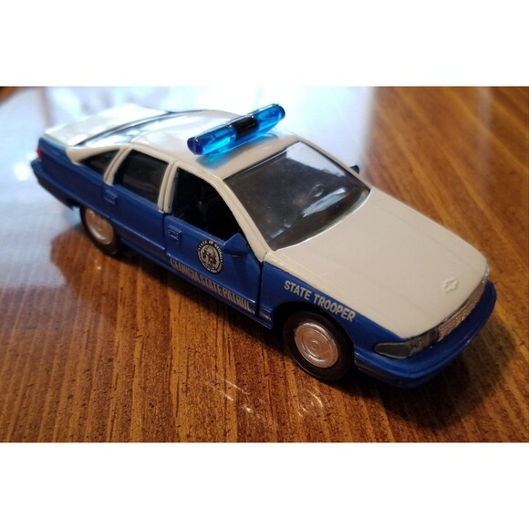 Georgia State Patrol Road Champs die cast police car 1:43 scale - Picture 6 of 10